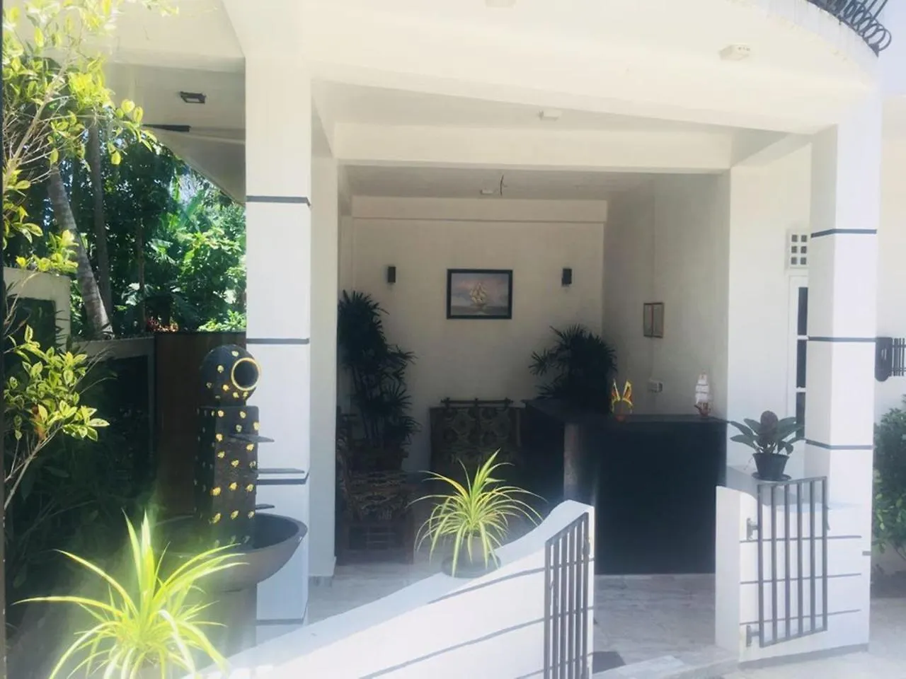 Yoho Cinnamon Canal View Negombo Hotel
