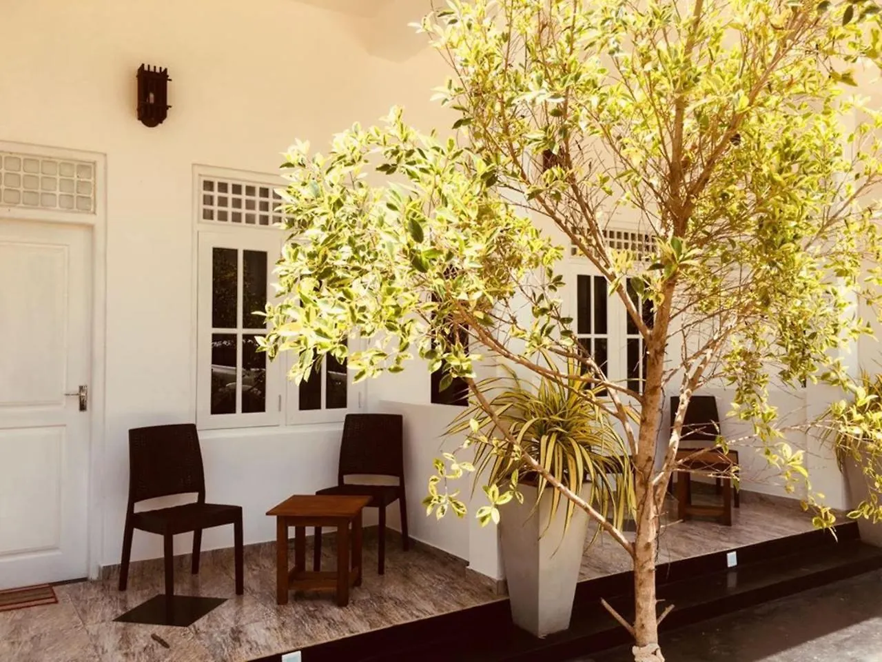 Yoho Cinnamon Canal View Negombo Hotel